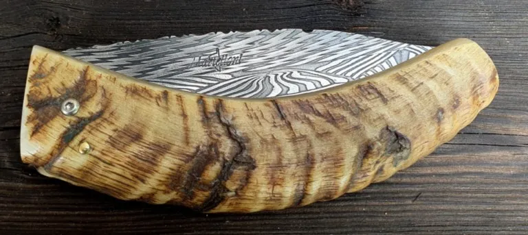 Couteau corse Martelloni lame damas mosaîque