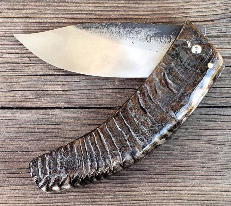 Couteau corse Martelloni pliant lame acier Couteau corse Martelloni pliant lame acier