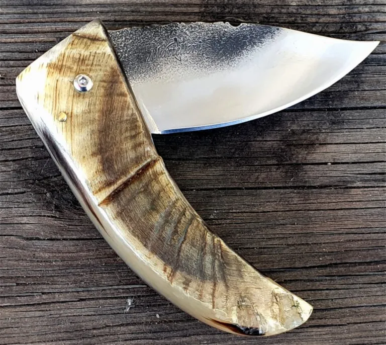 couteau corse Martelloni pliant acier