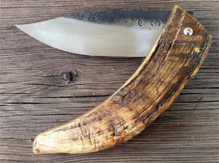 Couteau corse Martelloni Pliant Acier type curnicciolu Couteau corse Martelloni Pliant Acier type curnicciolu