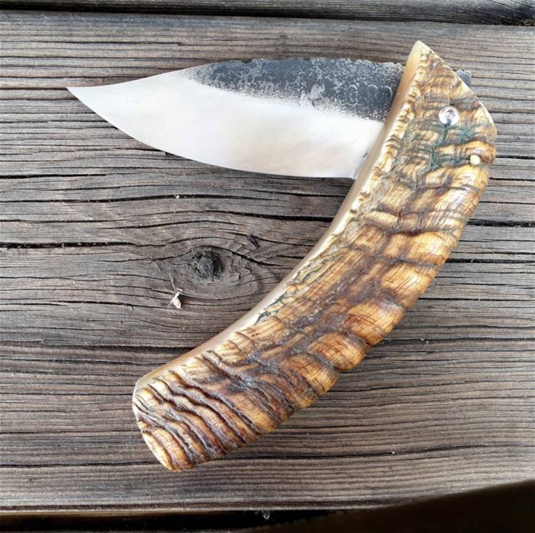 Couteau corse acier corne de bélier