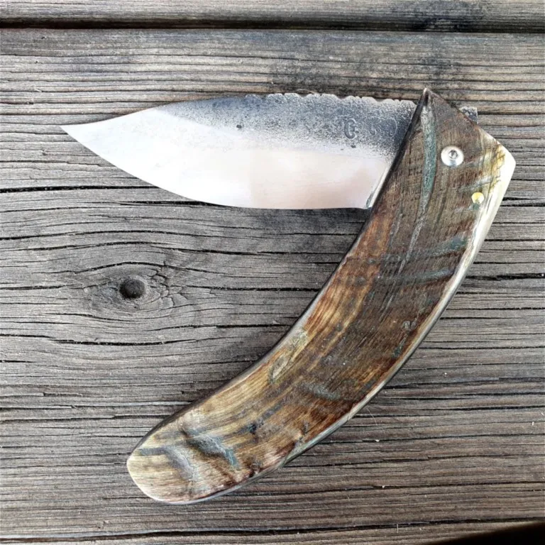 Couteau corse martelloni lame acier