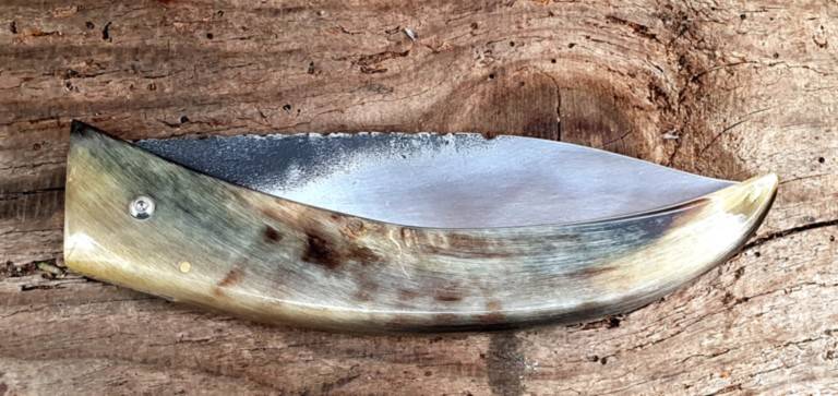 Couteau corse acier corne de bélier Couteau corse Martelloni acier corne de bélier