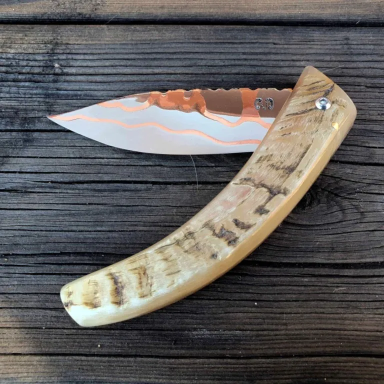 Couteau Corse Curnicciolu Lame acier et cuivre