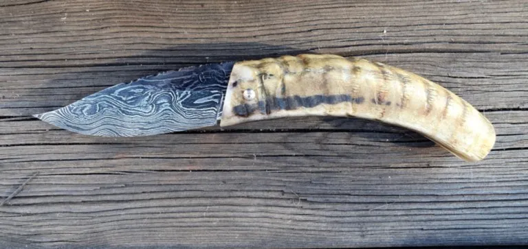 couteau corse Pliant Damas couteau corse Martelloni Pliant Damas