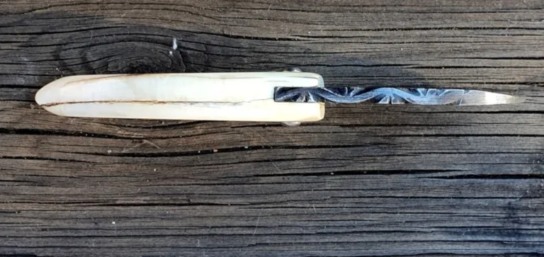 Mini couteau Corse martelloni manche phacochère lame damas