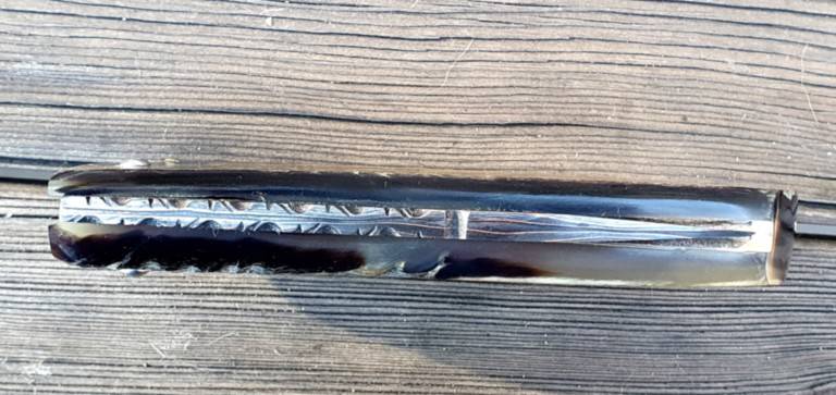 Couteau corse martelloni lame damas cuivre Couteau corse martelloni lame damas cuivre