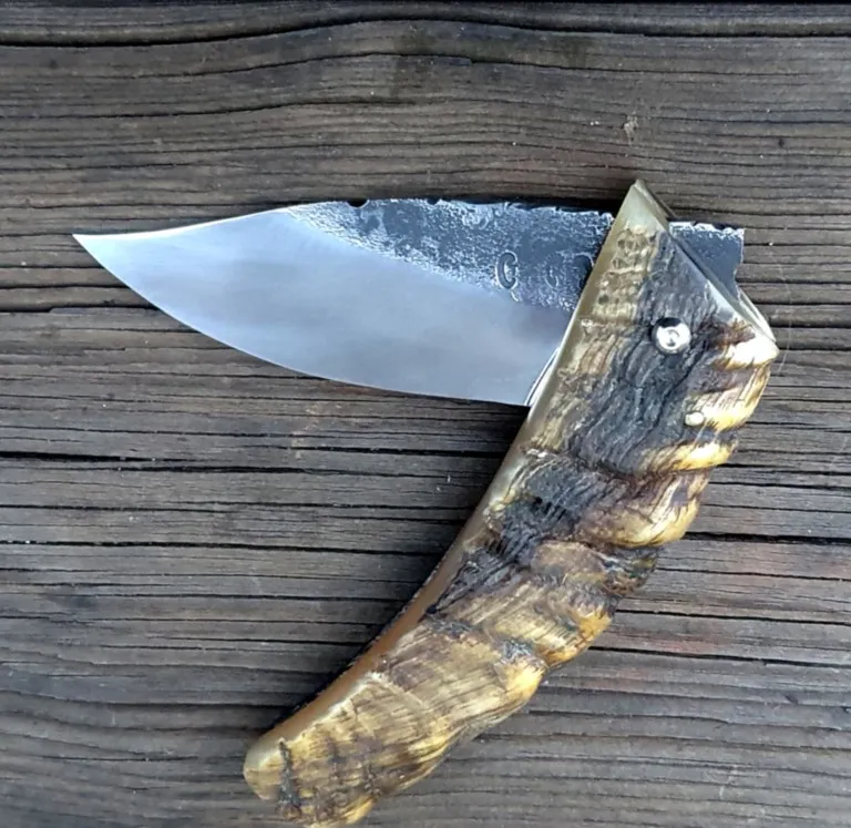 couteau corse Martelloni curnicciolu lame acier