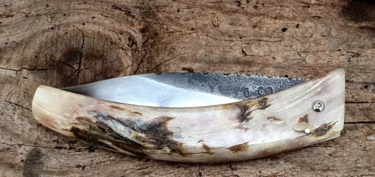 Curnicciolu Martelloni couteau corse Martelloni pliant acier type curnicciolu