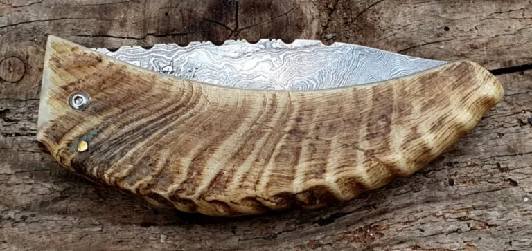 Couteau  corse Martelloni lame damas