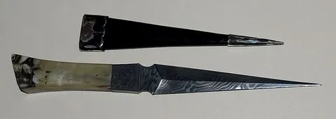 Stylet en damas acier