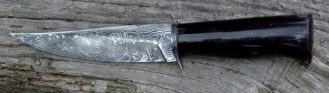 Couteau de chasse en damas acier